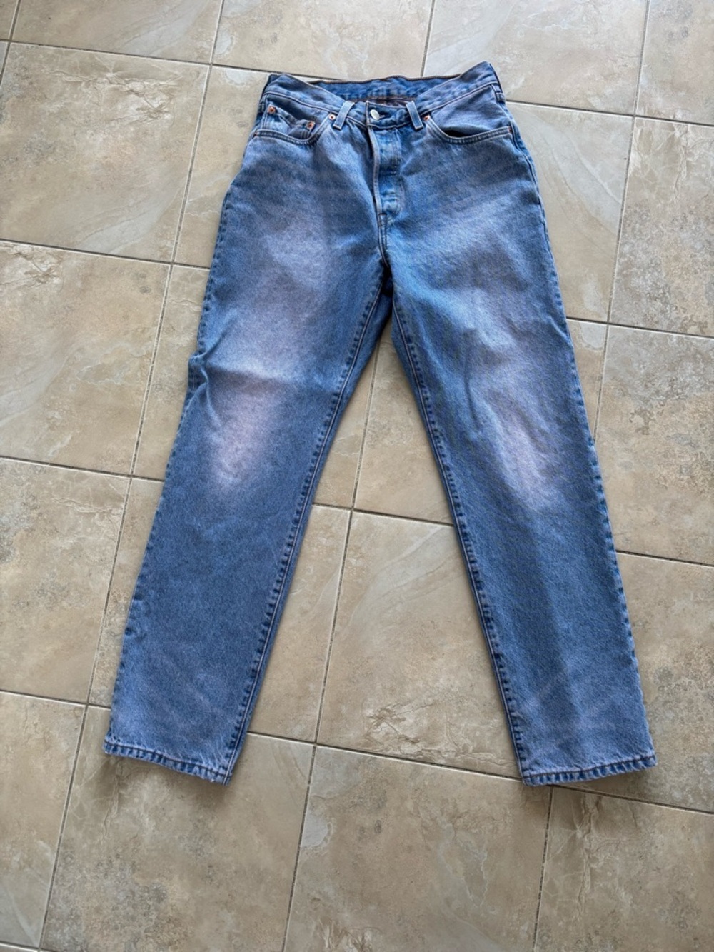 Levi’s 501 ’90s Women’s Jeans W28 L32 Light Wash Straight Leg High Rise Casual - Picture 3 of 14